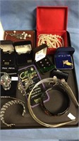 Tray lot of costume jewelry, earrings, bracelets,
