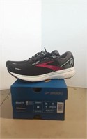 Brooks "Ghost 14" Womens Shoes (Size 8)