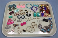 Pierced Costume Jewelry Earrings & Charms