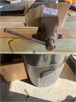 Bench Vise