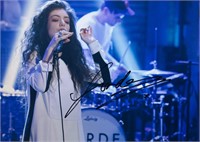 Autograph COA Lorde Photo