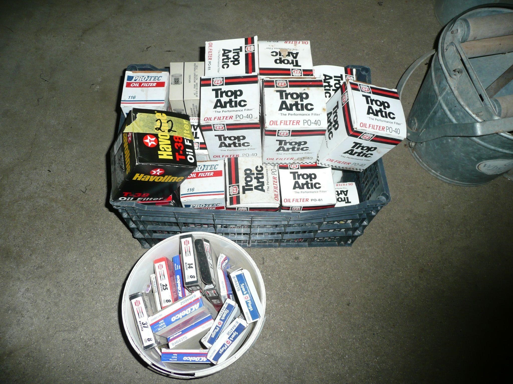 Auto Oil Filters & Spark Plugs