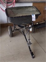 Pull type Lawn spreader