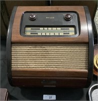 Vintage Philco Tube Phono & Radio.
