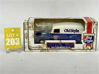 ERTL Old Style 1951 GMC Truck Bank