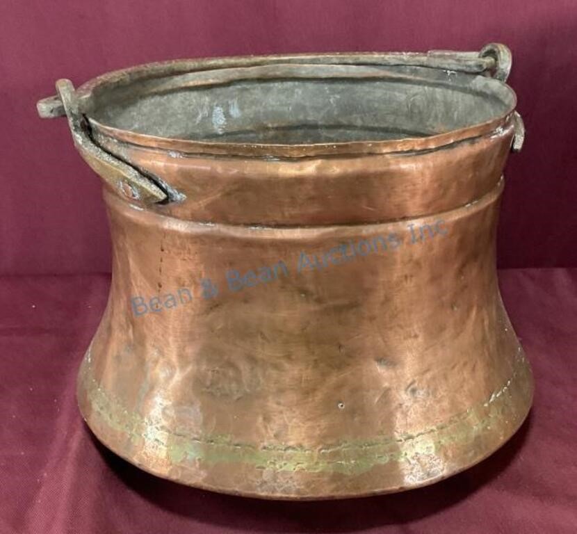 Antique 12 inch hammer copper pot