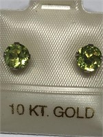 $160. 10 Kt Gold Peridot Earrings