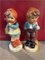 Two vintage Napocoware Figurines