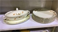 Halls kitchen ware, eight plates and alluded