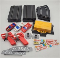 Artin SpeedTrax Slot Car Partial Set w Cars