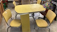 Kitchen table with 4 chairs