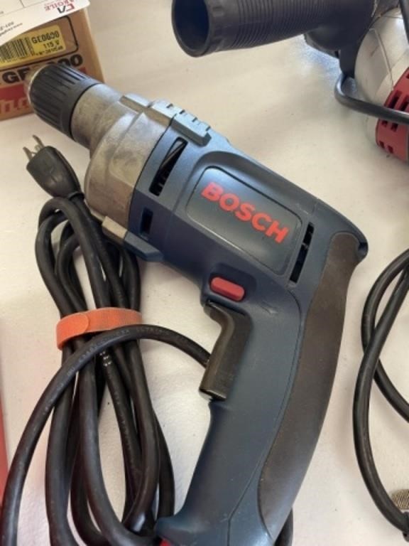 Bosch 3/8 Drill