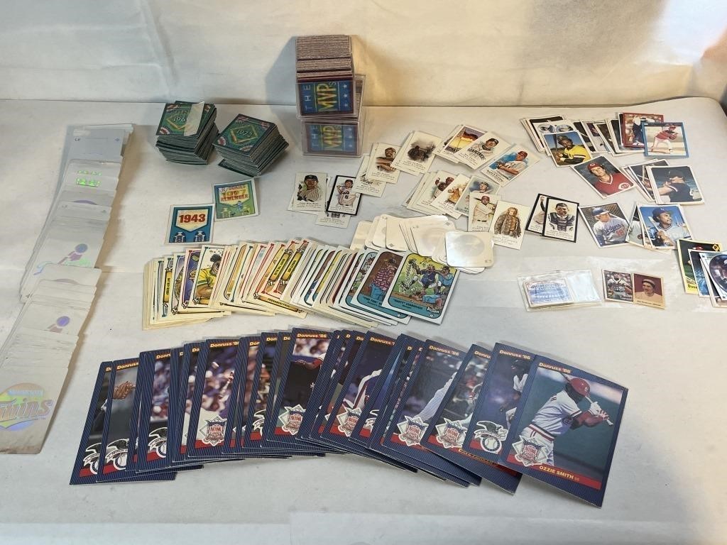 ASSORTED LOT OF CARDS, STICKERS & HOLOGRAMS