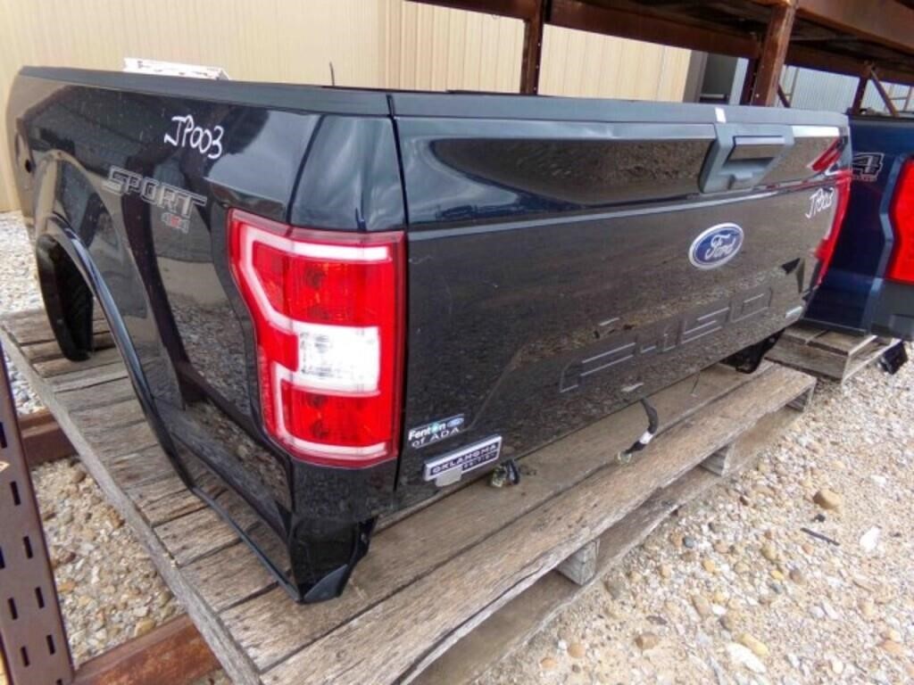 18 FORD F150 XLT PICKUP BOX