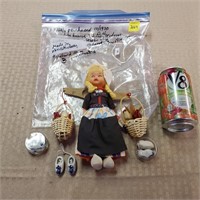 Dutch Rozetta Doll w/ other small pieces.