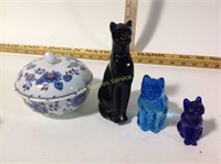 Colored glass cat figurines, powder dish