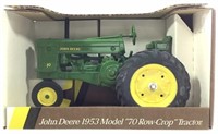 Case Of (5) Ertl John Deere 70 Tractor