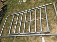 1671) 4'x6' cattle panel gate