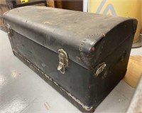 Vintage black trunk 36x17x18