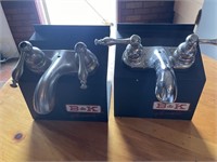 2 B&K vanity faucets, unused (NL)