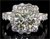 14kt Gold 5.73 ct Round Brilliant Diamond Ring