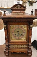 ANTIQUE GERMAN MANTEL CLOCK WORKING