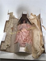 Franklin Heirloom Gibson Girl Doll, Mother & Child