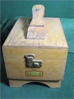 Griffin Shinemaster Shoe Shine Box Kit