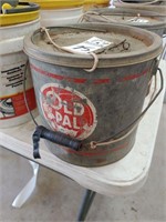 Vintage Metal (Old Pal) Minnow Bucket