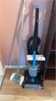 Bissell powerforce vaccum & Mr clean mop