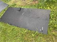 LARGE 1" HEAVY DUTY RUBBER MAT