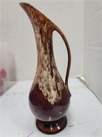 Vintage Wild Mountain Pottery Vase