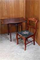 Drop Leaf Side Table and Chair