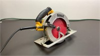 Dewalt 7 1/4" Circular Saw