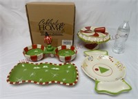 Christmas Serving Dishes ~ Lot of 4