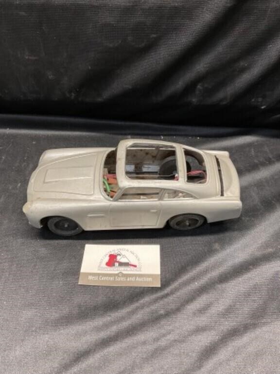 Vintage Tin Car