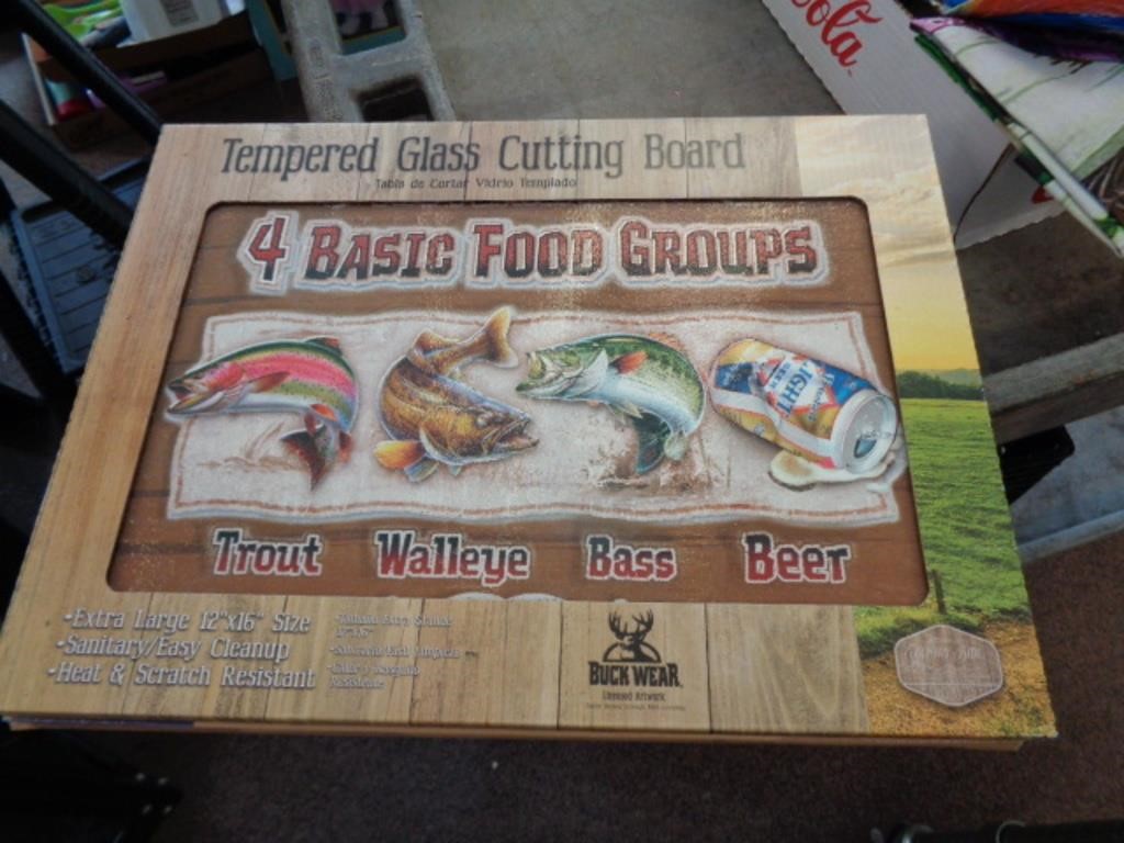 12"X16" GLASS CUTTING BOARD - FISH