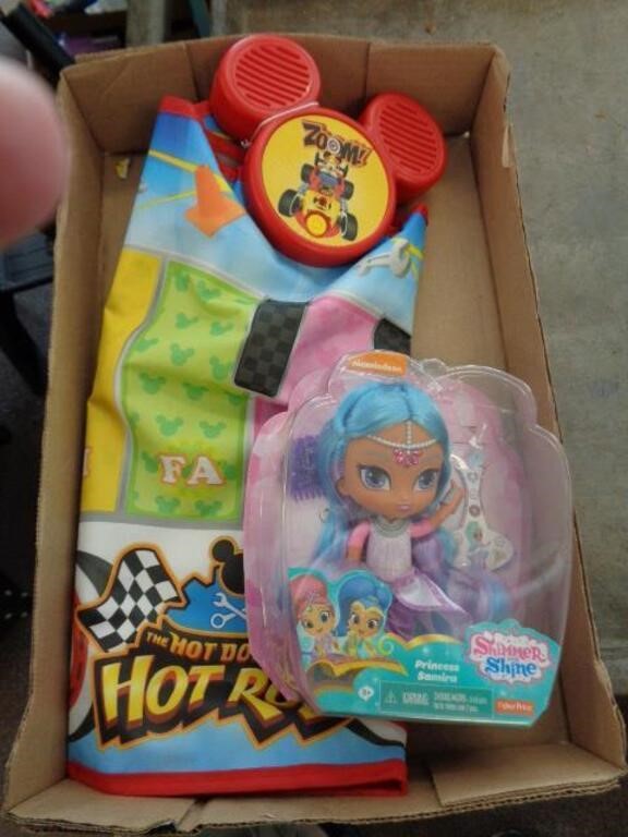 DISNEY TOY & NICKELODEON DOLL