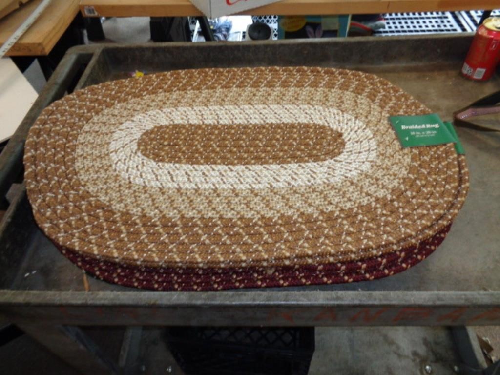 18" X 28" BRAIDED RUG - TAN