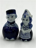 Vintage Dutch Boy and Girl  Salt & Pepper Shakers