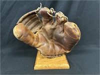 Vintage to Antique Leather Baseball Glove-Rawlings