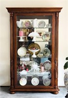 Beautiful Howard Miller Curio Cabinet