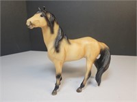Vintage breyer horse mustang