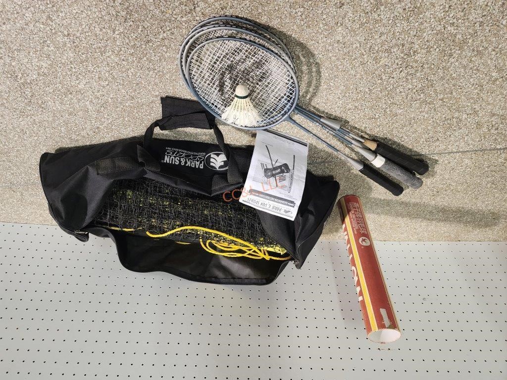 Badminton Set with Net in Carry Case like new