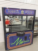 animal house claw machine arcade game