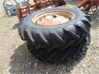 225) Tractor wheels & tires 13.6-28