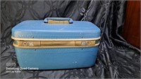 Vintage Horizon by Sampsonite blue Train case