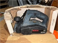 Bosch 3272A sander