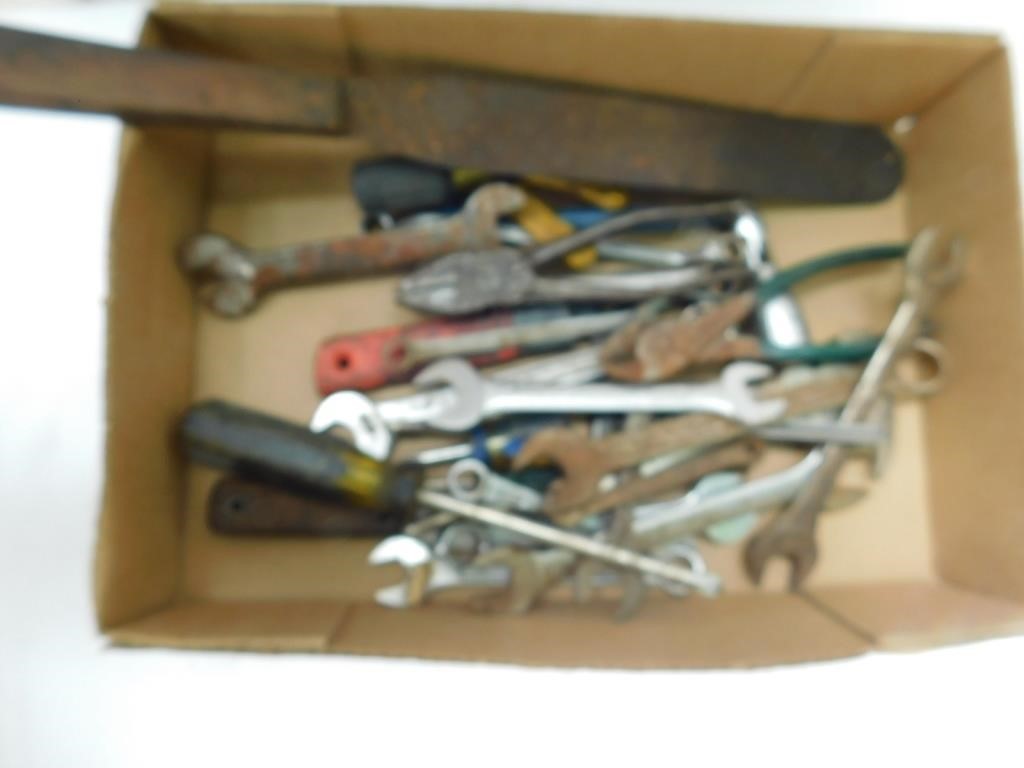 Another lot of miscellaneous hand tools.