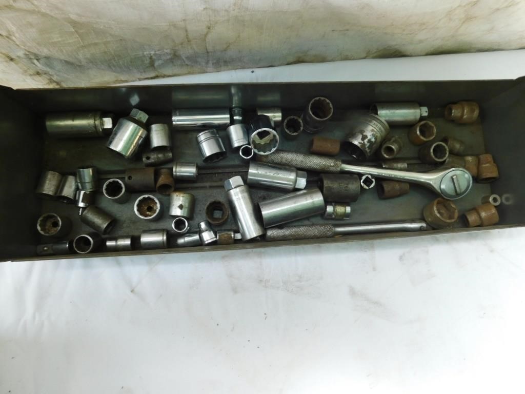 Metal tray with 3/8" & 1/2" sockets